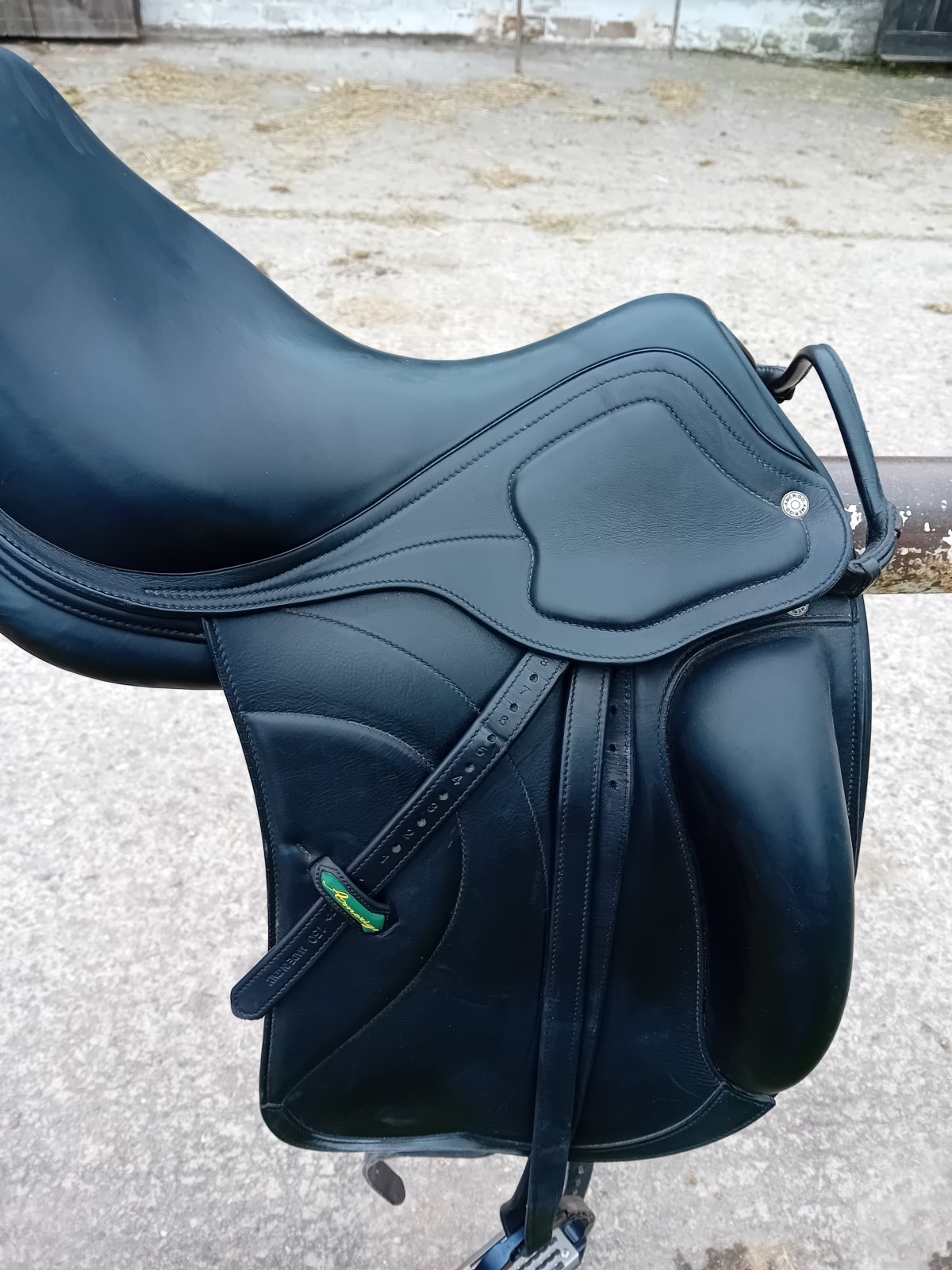 Schnäppchen Dressursattel Amerigo